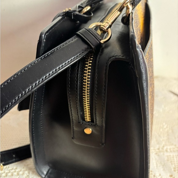 Coach Exclusive Lizard Embossed Zoe Carryall Bag - EUC - Picture 7 of 14